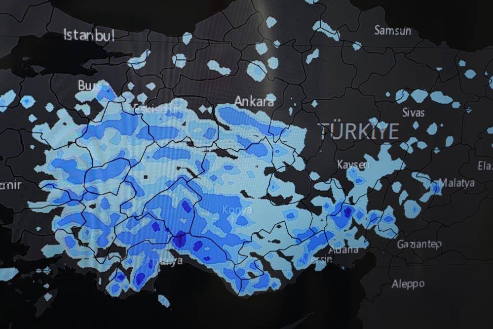 Konya’ya yağmur ve soğuk birlikte geliyor! Çamur detayı da var 6