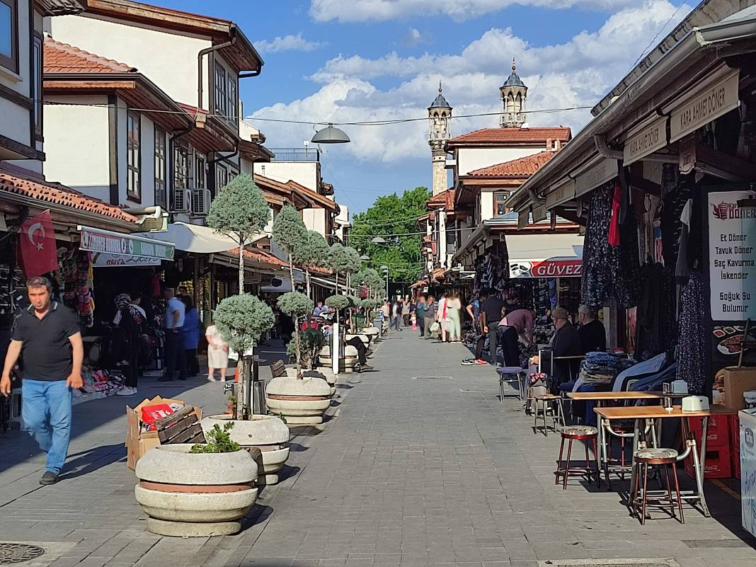 Konya’ya yağmur ve soğuk birlikte geliyor! Çamur detayı da var 9