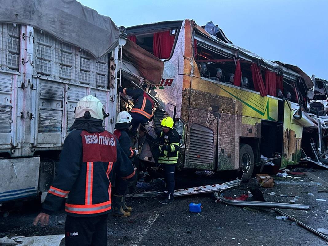 Türkiye’yi hüzne boğan kaza: 10 ölü, 39 yaralı 26