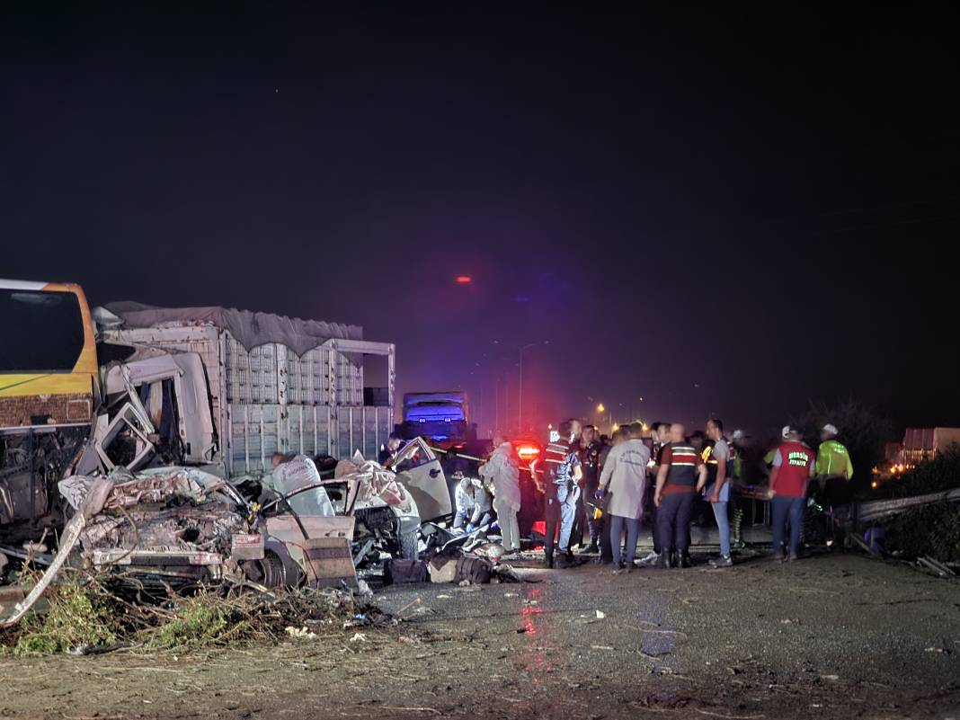 Türkiye’yi hüzne boğan kaza: 10 ölü, 39 yaralı 5