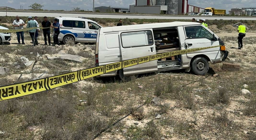 Konya’da film sahnesi gibi kaza! Rıfkı Küçükkuşçu hayatını kaybetti 22