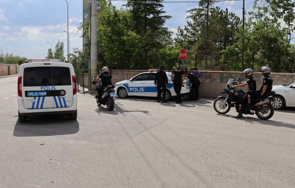 Polis uyuşturucuyu kadının iç çamaşırında buldu 7