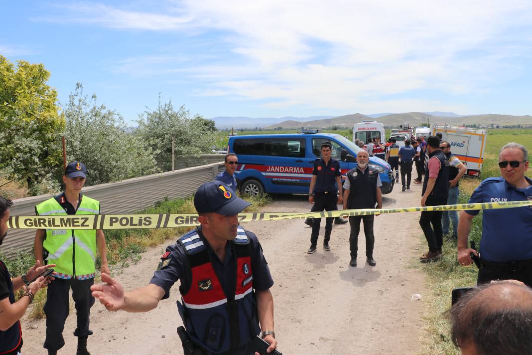 Kayseri'de eğitim uçağı düştü: 2 pilotumuz şehit oldu 20