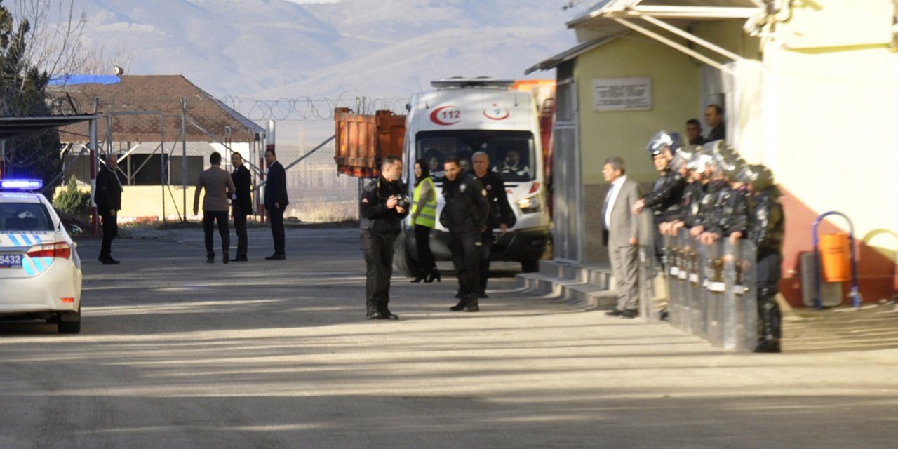 İsyan ihbarına koşan ekipler gerçeği cezaevine varınca anladı