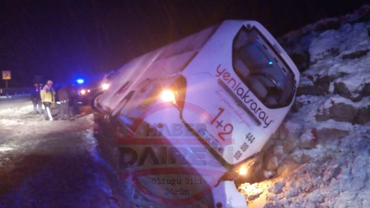 Konya'da yolcu otobüsü şarampole devrildi