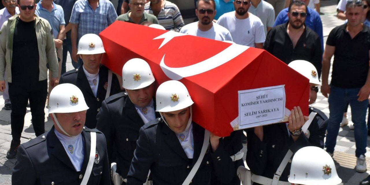 Şehit polis Selim Sarıkaya memleketinde son yolculuğuna uğurlandı