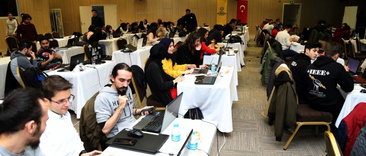 Konya'da lise ve üniversite öğrencilerini buluşturan etkinlik