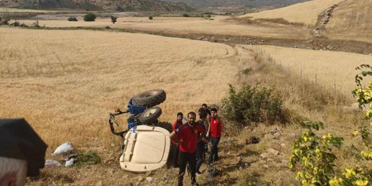 Traktör tarlaya devrildi: Karı-kocayı ölüm ayırdı