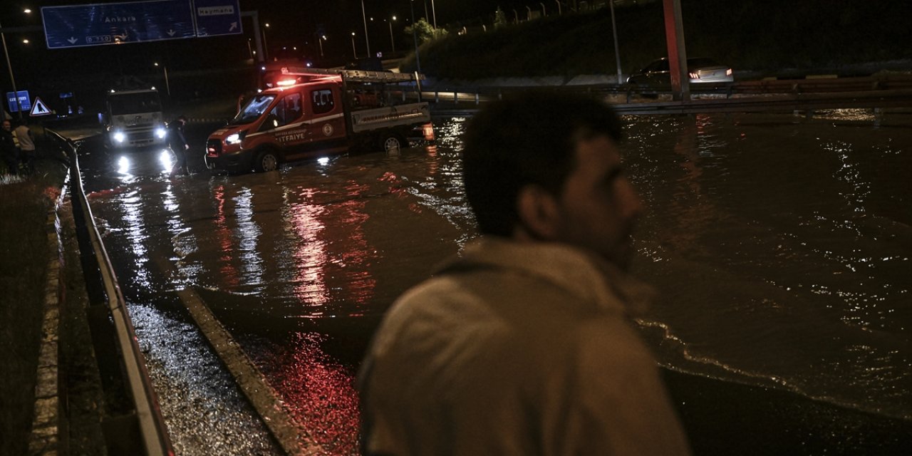 Son Dakika: Ankara - Konya yolu ulaşıma kapandı