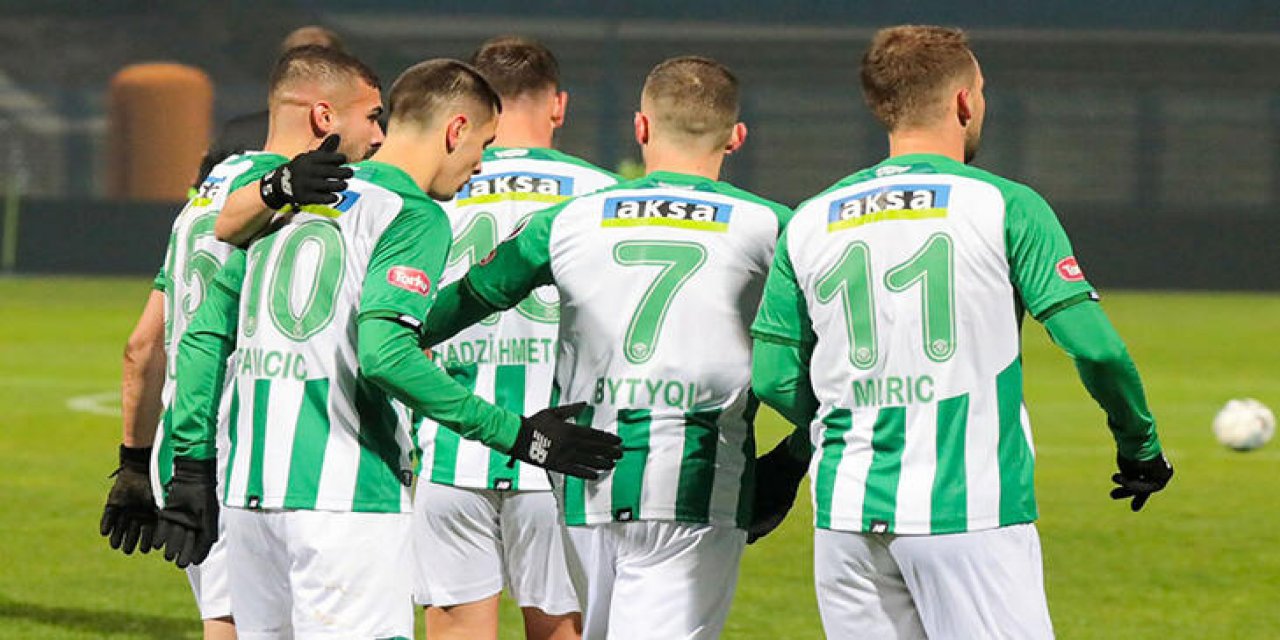 Konyaspor’da bir futbolcuyla daha yollar ayrıldı