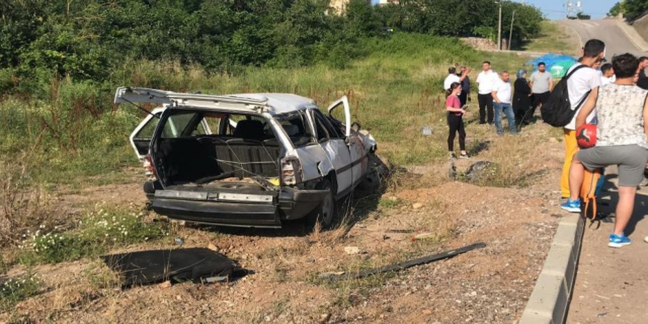 Otomobille gezmeye çıkan 8 çocuk dehşeti yaşadı