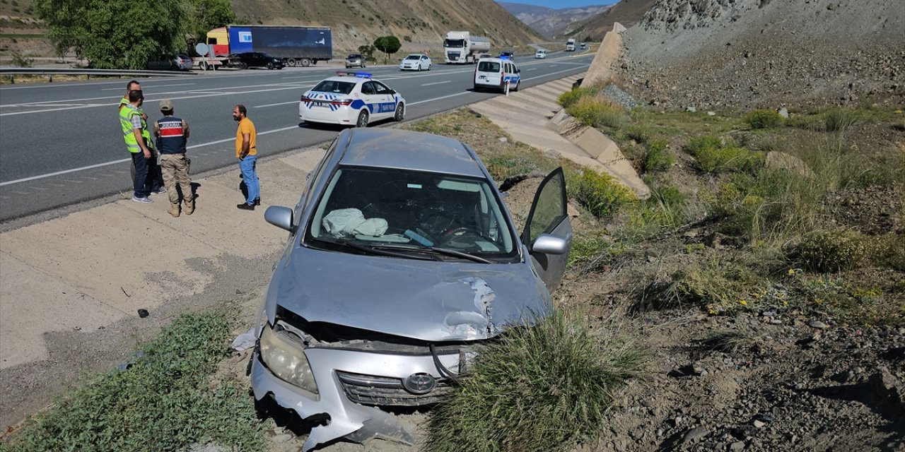 Bayram tatili yolunda feci kaza: 1 ölü, 3 yaralı