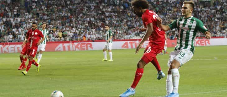 Konyaspor-Antalyaspor maçından kareler