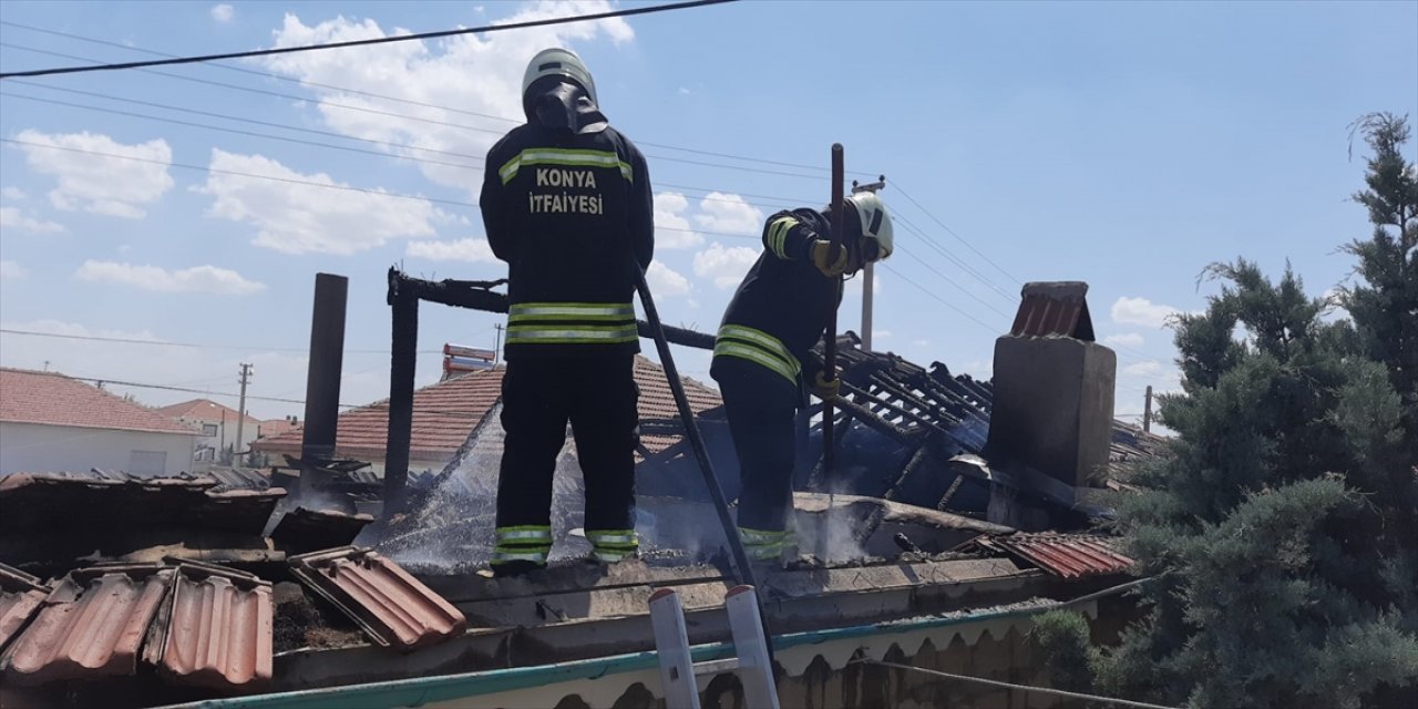 Konya’da müştemilatta yangın! Otomobil son anda kurtarıldı