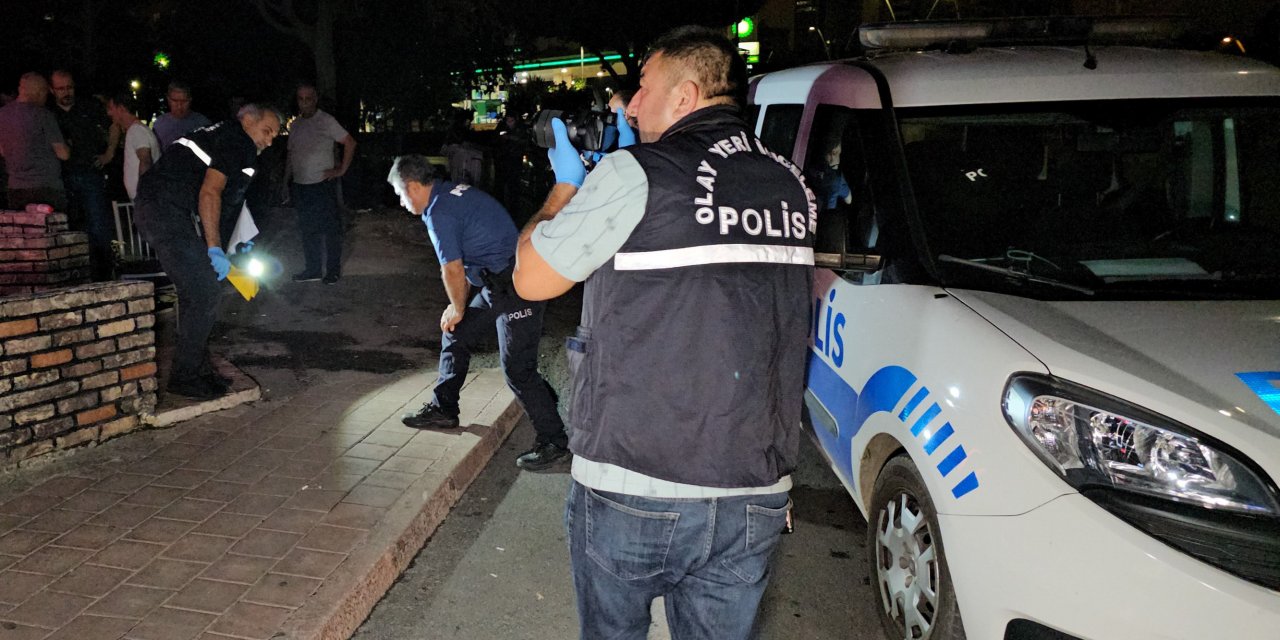 Eğlence merkezinde silahlı kavga: 3 yaralı