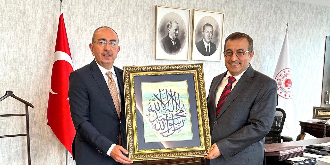 Başkan Kavuş’tan Konyalı Bakan Yardımcısına kutlama