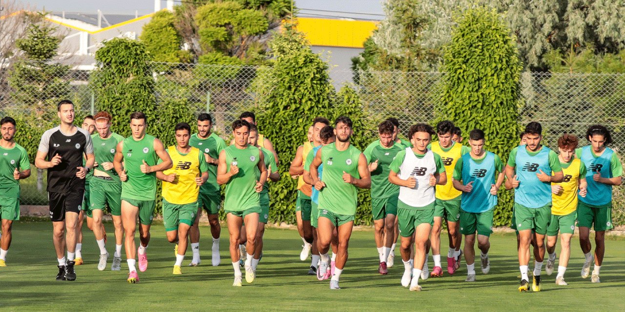 Konyaspor’un kiralıktan dönen golcüsü kamp kadrosunda