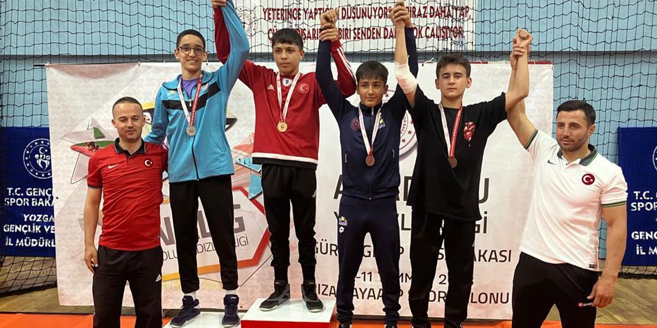 Konyalı güreşçiler Türkiye Şampiyonasına katılacak