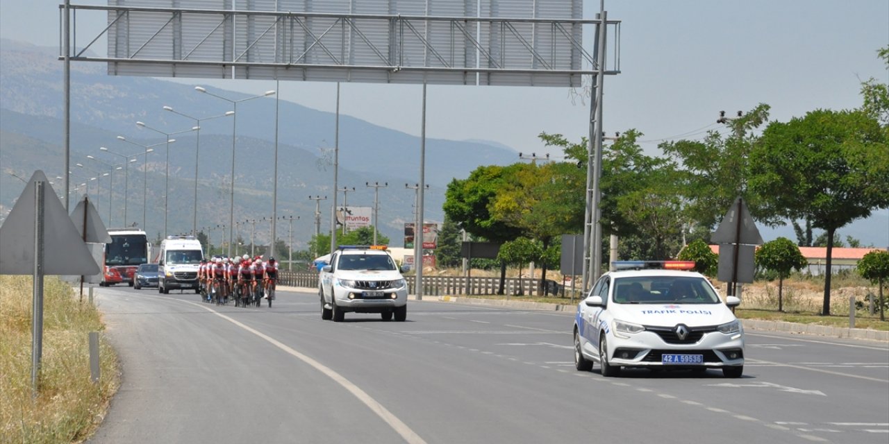 Şehit Ömer Halisdemir Bisiklet Turu sporcuları Konya’ya ulaştı