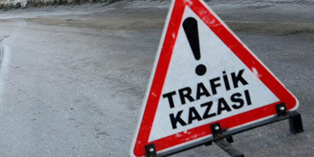 Konya’da işçi servisi ile TIR çarpıştı: 14 yaralı