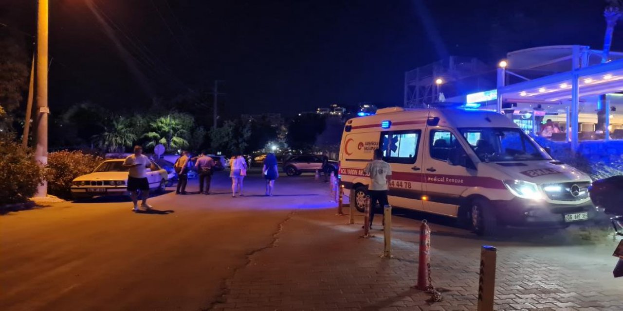 Otomobiline binen sürücü arka koltuğa bakınca dondu kaldı!