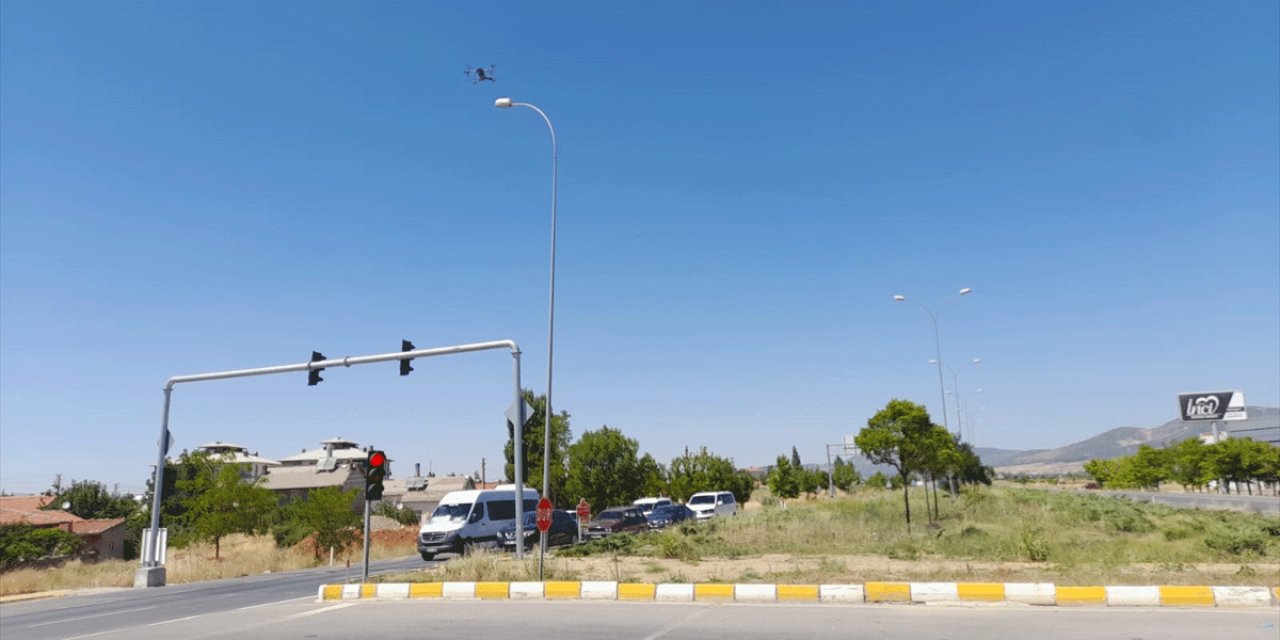 Konya’da dronlu trafik denetimi! Sürücülere ceza yağdı