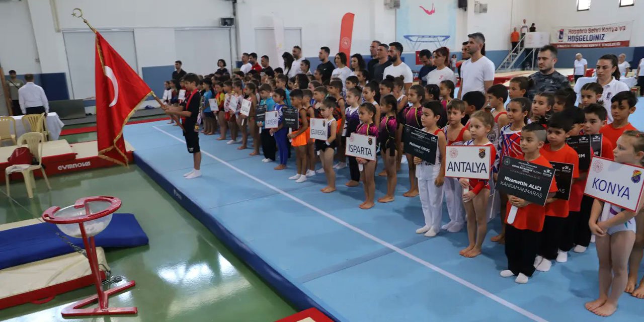 Konya’da cimnastik müsabakaları başladı