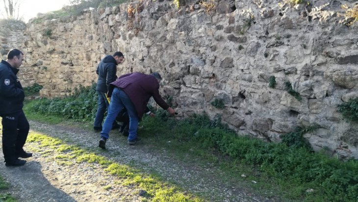 Emekli uzman çavuş boğazından bıçaklandı