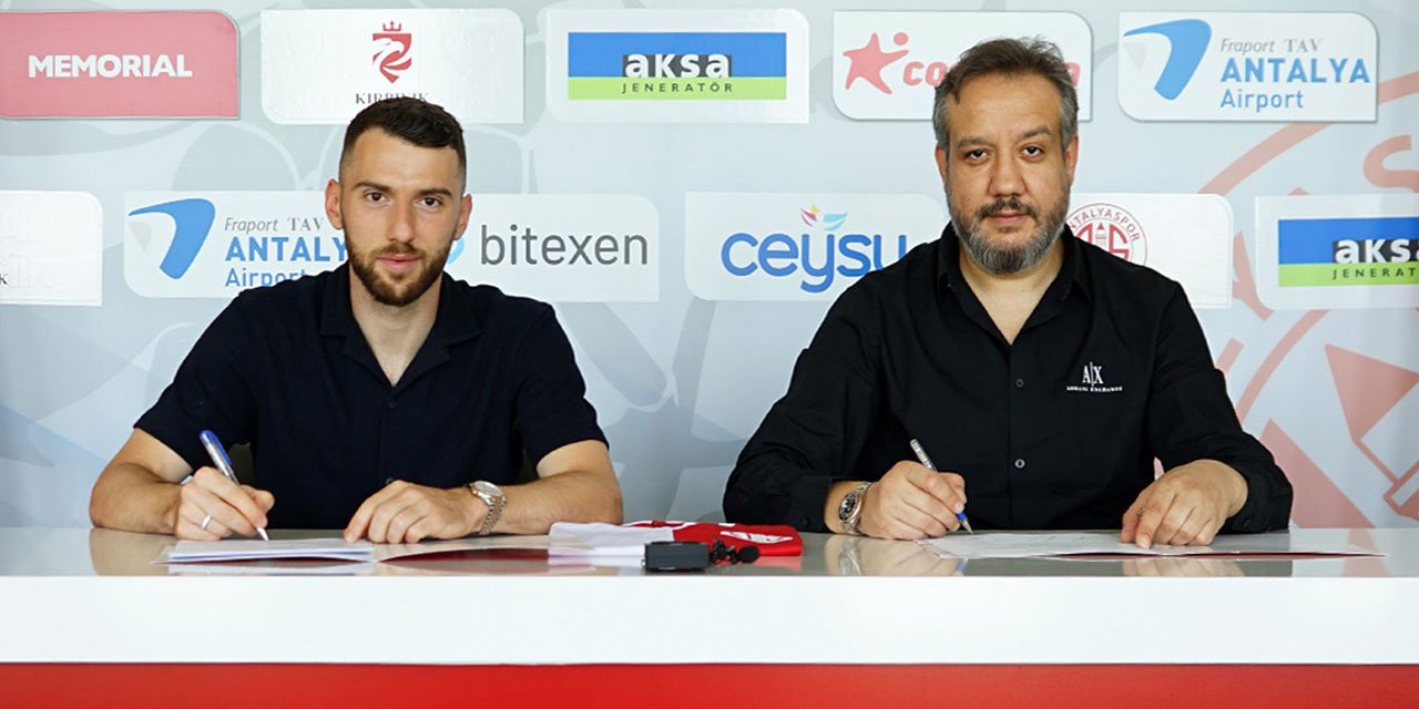Konyasporlu eski futbolcu Süper Lig’e geri döndü
