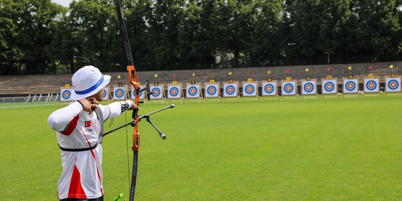 Mete Gazoz çeyrek finale yükseldi