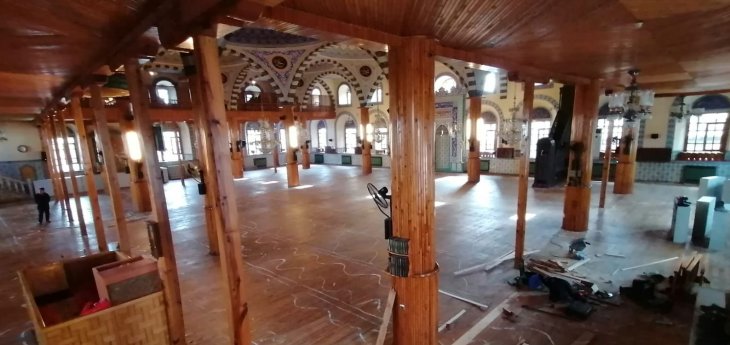Tarihi Kapu Camii’nde tadilat zamanı