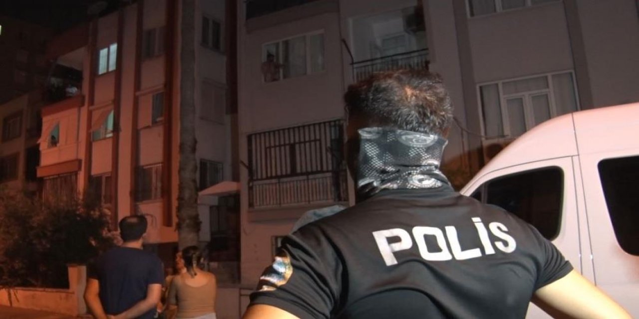 Mahalleyi birbirine kattı, polise direnirken birinci kattan düştü