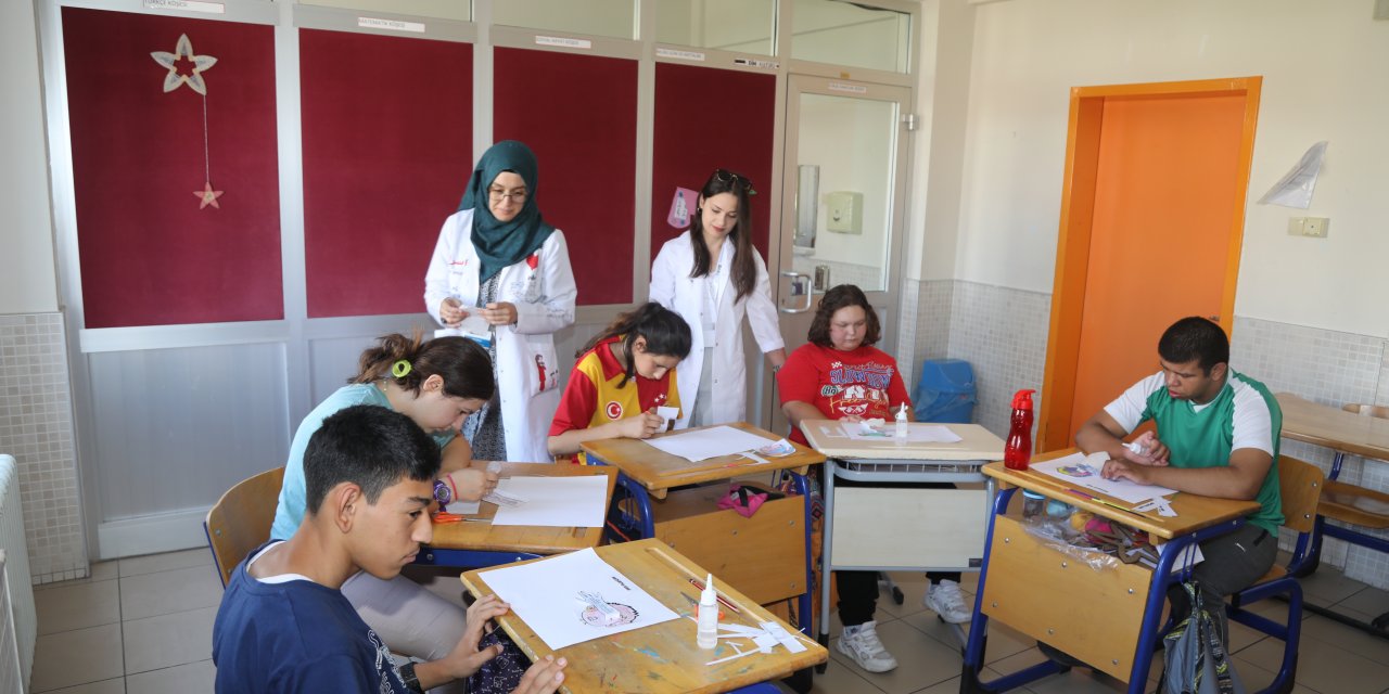 Konya’da özel öğrenciler eğlenerek öğreniyor