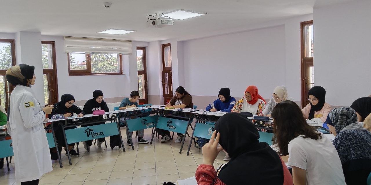 Konya’da öğrenciler 2024 YKS'ye hazırlanıyor