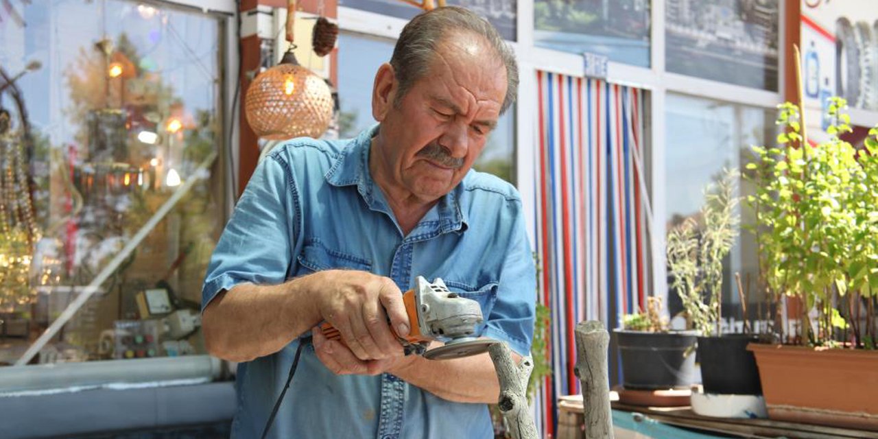 Konyalı elektrik ustasının fikri budadığı dalları  çöpten kurtardı