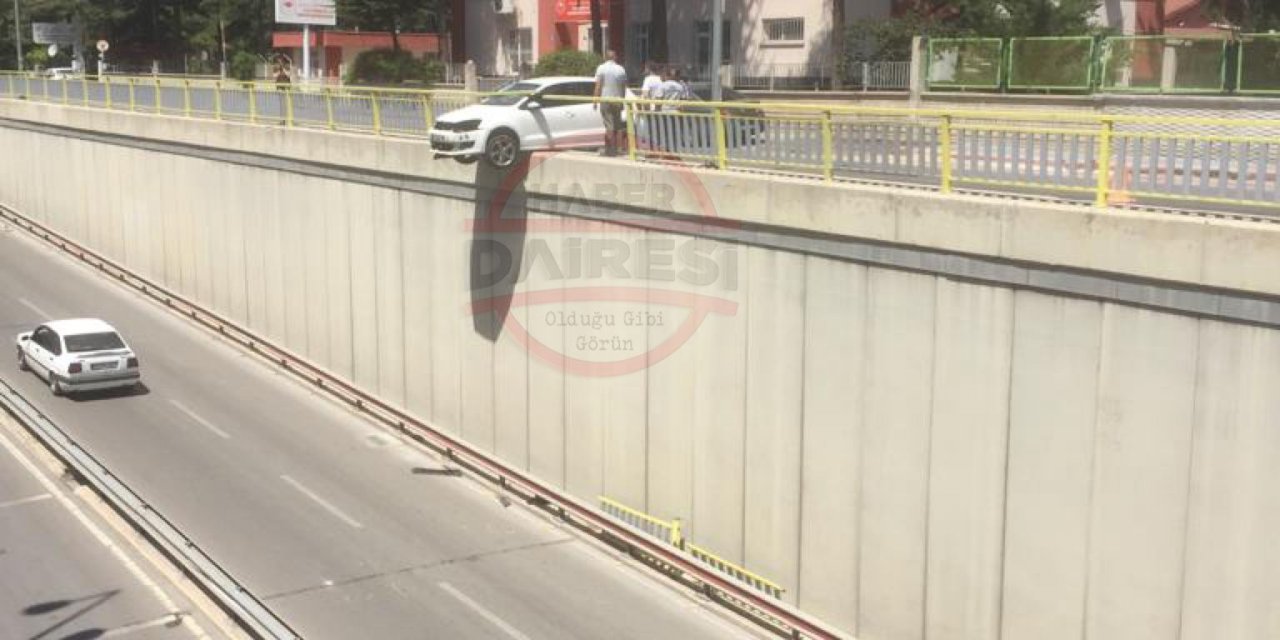 Konya’da aracı asılı kalan kadın sürücü ölümden döndü