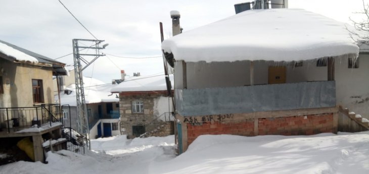 Konya’nın bazı bölgelerinde kar kalınlığı bir metreyi aştı