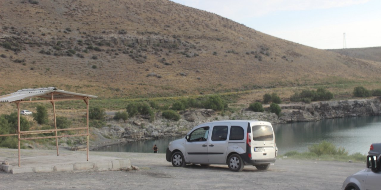 Konya'nın ünlü gölünde ekipleri alarma geçiren ihbar