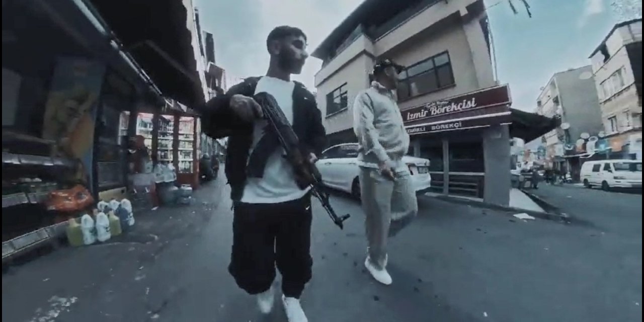 Ünlü rapçilere operasyon! 3’ü gözaltında