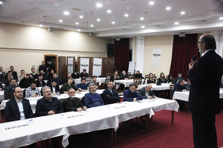 Konya’da 'Helal Gıda ve Sağlıklı Beslenme' konferansı