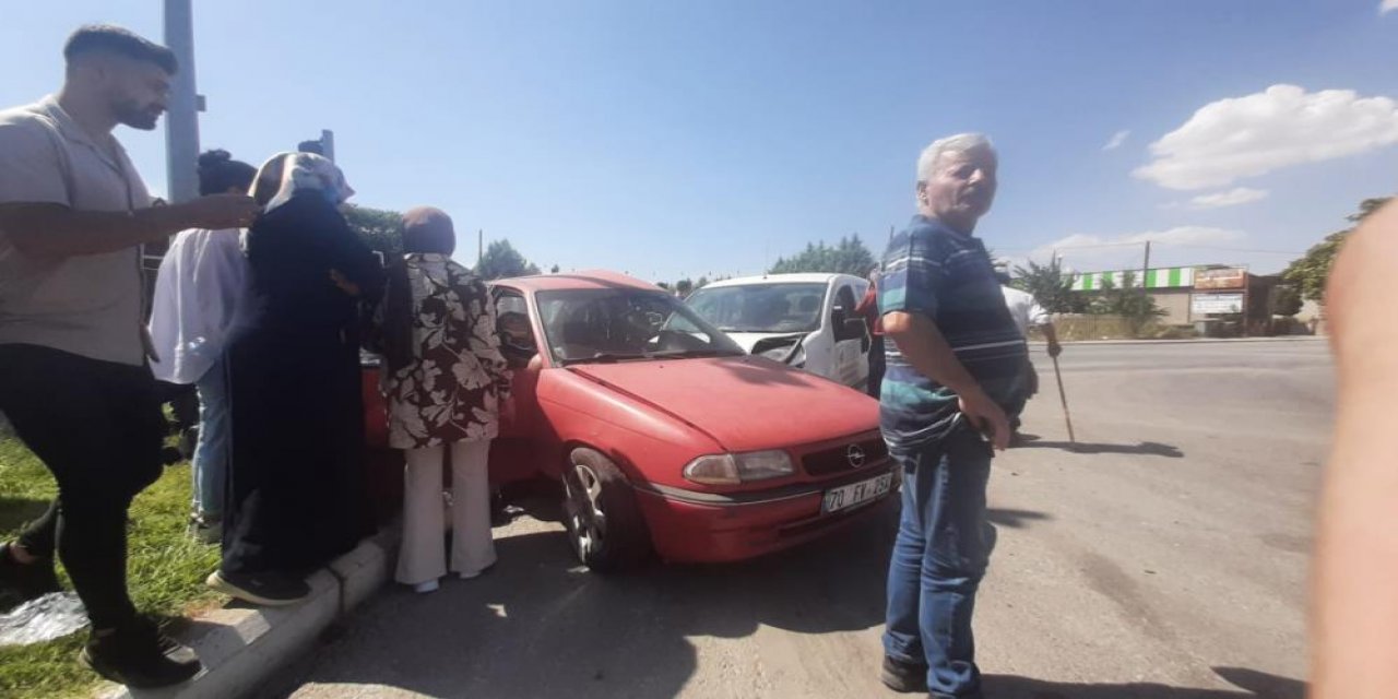 Konya’da 2 araç çarpıştı: 3 yaralı