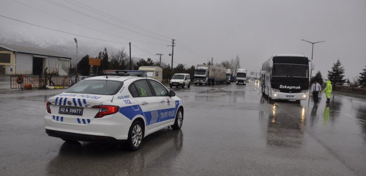 Konya-Antalya kara yoluna zincirsiz araç gönderilmiyor
