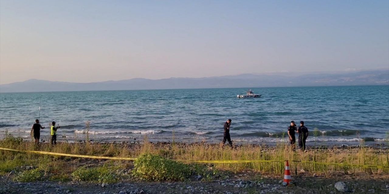 Göle giren 8 yaşındaki çocuktan kahreden haber!