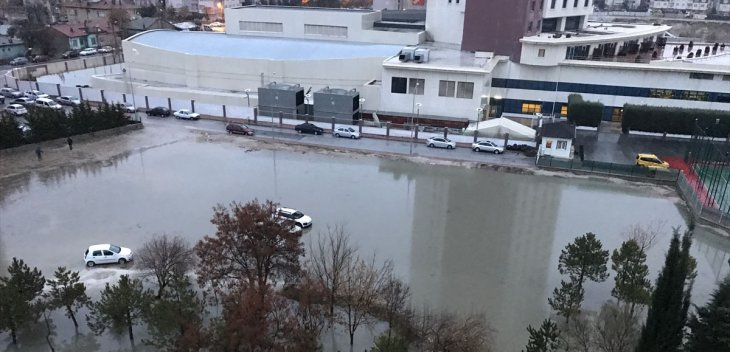 Konya'da sağanak etkili oldu, meteorolojiden yeni uyarı geldi
