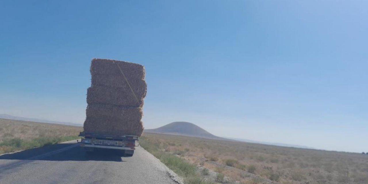 Konya’da TIR’ın tehlikeli yolculuğu