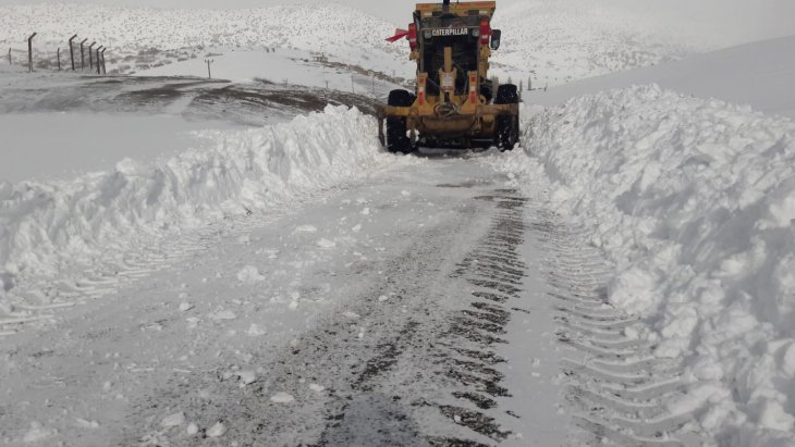 Konya’da yoğun kar yağışı etkili oluyor
