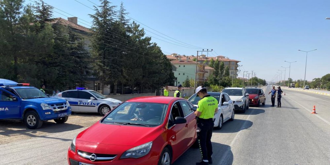 Konya’da polis ve jandarmadan trafik denetimi