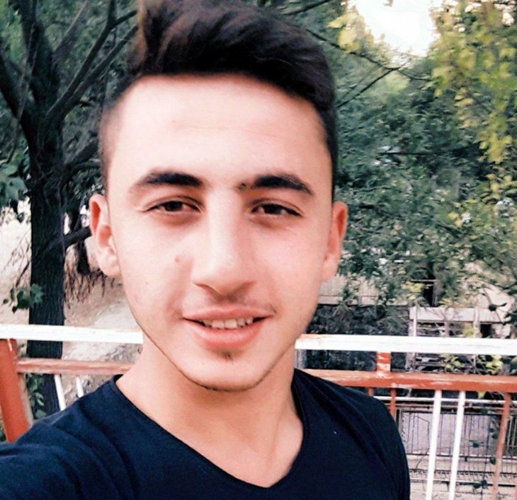 Av dönüşü ayağı kayıp düştü, tüfeğin ateş almasıyla vurularak öldü