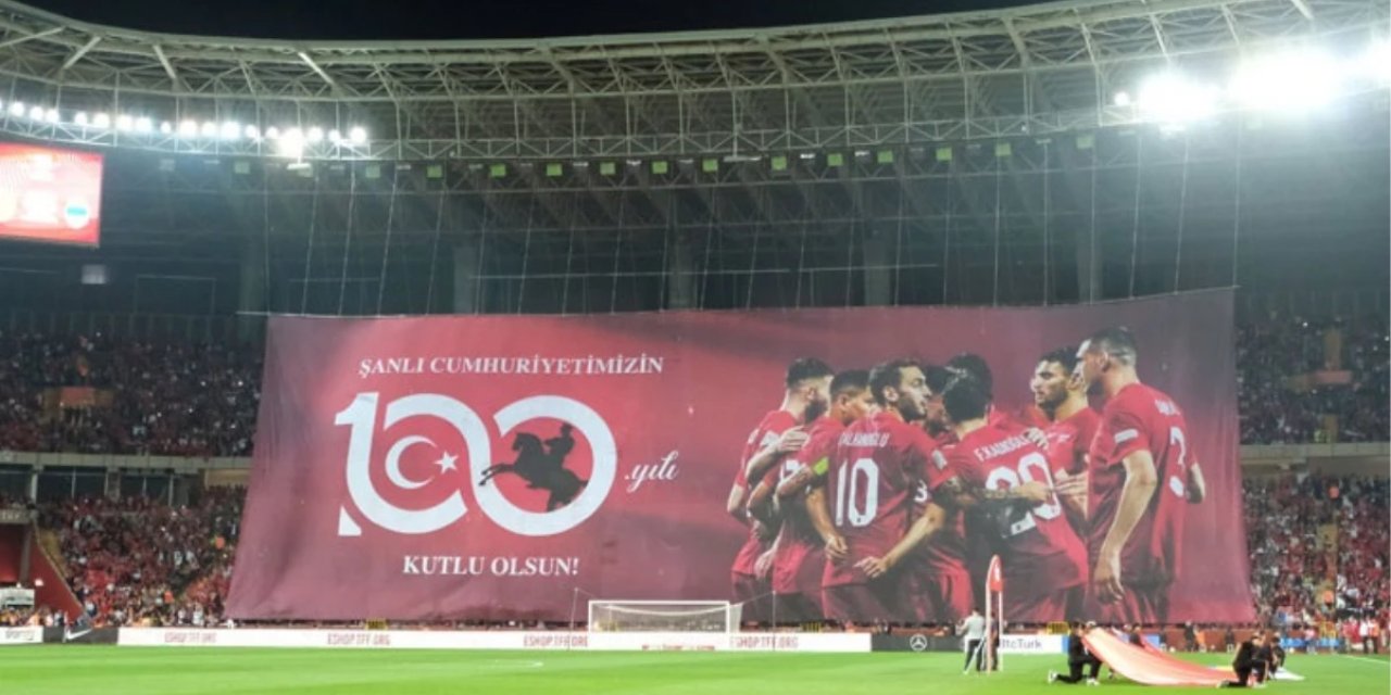 Türkiye-Ermenistan maçında tüyleri diken diken eden an