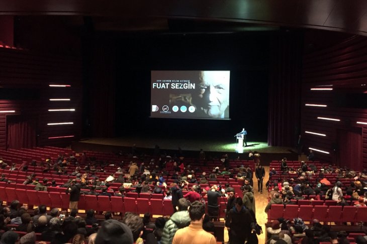 'Son Devrin Bilim Abidesi Fuat Sezgin' belgeselinin galası Konya'da yapıldı